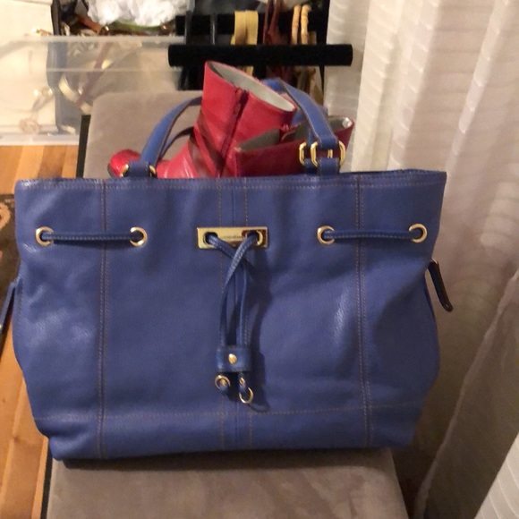 Special Buy!   Blue Bag! Gold Accents! - Picture 8 of 9